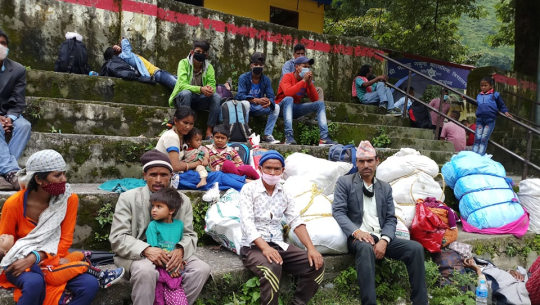 ‘घर जान पैसा छैन, स्थानीय सरकार सुन्दैन’