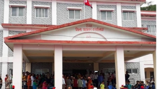 डोटीमा सिडिओ र प्रशासकीय अधिकृत नहुँदा सेवा प्रवाहमा समस्या