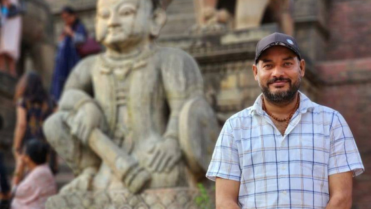 कञ्चनपुरका धार्मिक अभियानकर्ता अभिषेक जोशीले गरे १५ हजार घरमा गीता वितरण