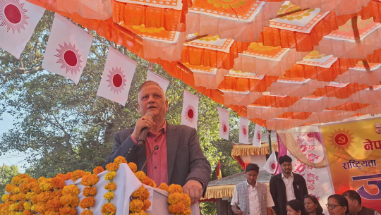 लेखराज भट्ट भन्छन् 'एमालेको नेतृत्व र विचार ठिक छ'