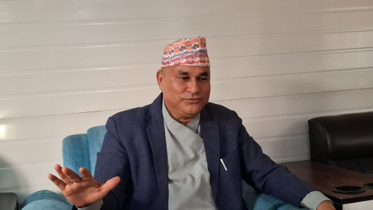 उस्तै प्रकृतिको आरोप लाग्दा मन्त्री बर्खास्त, मुख्यमन्त्री शाह भने पन्छिदै