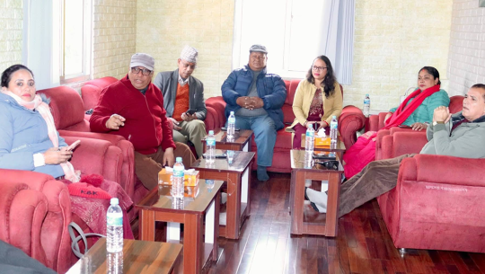 काँग्रेस सुदूरपश्चिम संसदीय दल देउवा पक्षमै अडिग, आयोगको निर्णयपछि अन्योल बढ्दो