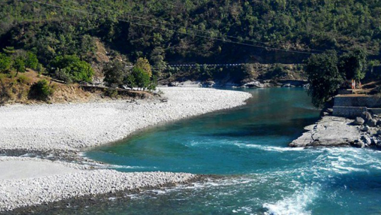 सेती नदीमा नुहाउन गएका पुरुषको डुबेर मृत्यु