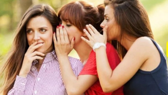 मानिसहरुले दैनिक एक घण्टा अर्काको कुरा काटेरै बिताउँछन्!