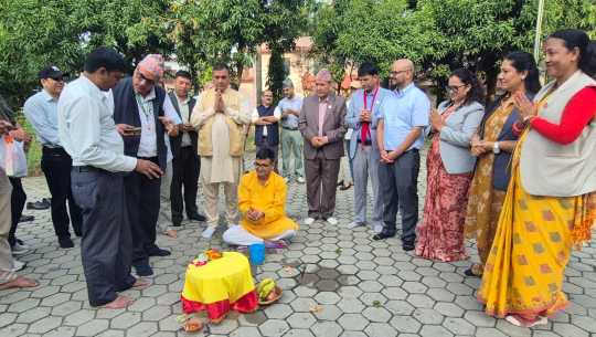 मुख्यमन्त्री खगराज भट्टद्वारा विधिपूर्वक पूजा गरी बडिमालिकाको पेटारो प्रस्थान