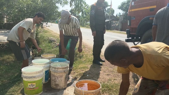 Drinking water crisis in Dhangadhi-14 Syaule
