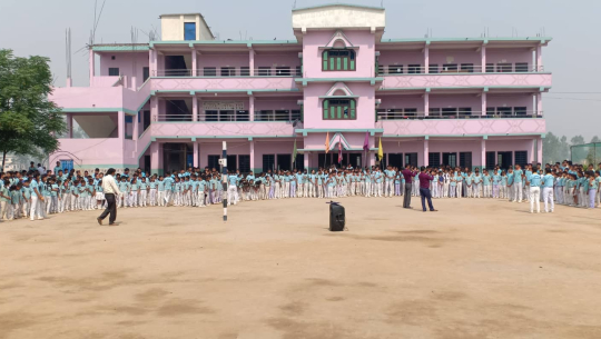 कञ्चनपुरको विज्डम एकेडेमीमा तलब बृद्धिको माग गर्दा चार जना शिक्षक निकालिए