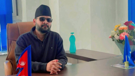 घन्टीघरमा पदबहाली गरेर हिँडे बालेन