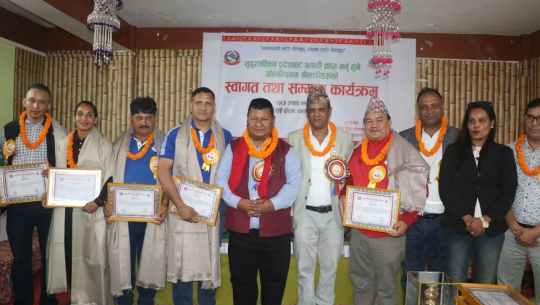 दश ओलम्पियन खेलाडी सम्मानित