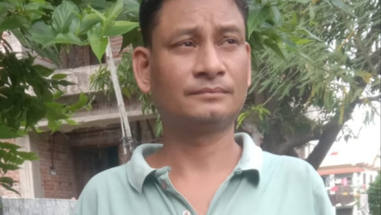 धनगढीका चौधरीले गरे ४२ थान कपडा सहयोग