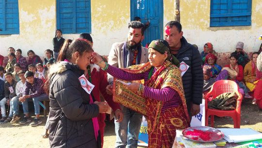 बुवाको सम्झनामा स्थापना गरिएको अक्षयकोषबाट आएको ब्याजबाट छात्रवृती प्रदान
