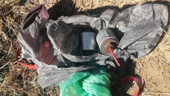 बझाङमा ६९ सकेट बम फेला, नेपाली सेनाद्धारा डिस्पोज