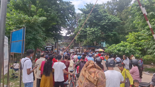 त्रिनगर र गड्डाचौकी नाकाबाट १३ दिनमा १३ हजार व्यक्ति भित्रिए