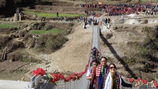 बाजुराको नाउलीगाडमा झोलुंगे पुल निर्माण, १० गाउँ लाभान्वित