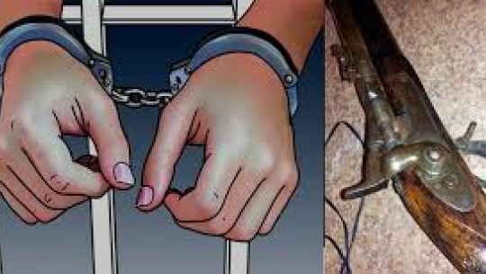 बाजुरामा भरुवा बन्दुकसहित २ जना पक्राउ