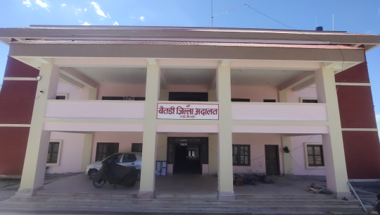 प्रधानन्यायाधीश राउतद्वारा नवनिर्मित बैतडी अदालत भवनको उद्घाटन