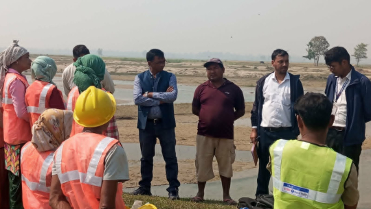 विनवारीमा जैविक तटबन्ध निर्माण सुरु