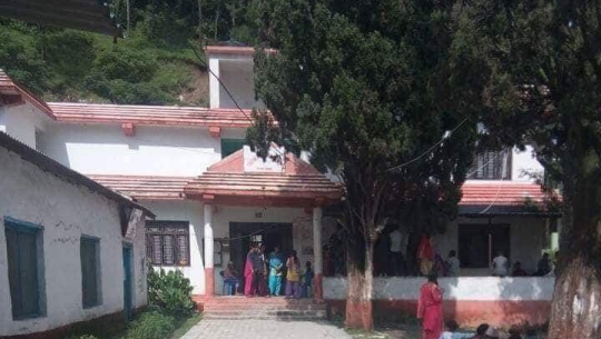 बझाङमा सकभर अन्य जिल्लाबाट आउनै नदिने, आएकालाई १४ दिन क्वारेन्टाइनमा राखिने