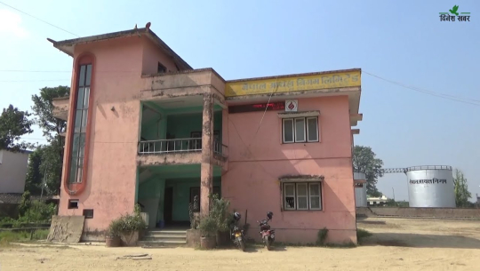 बस्तीले घेरेको नेपाल आयल निगम धनगढीको डिपो सार्ने योजना अलपत्र