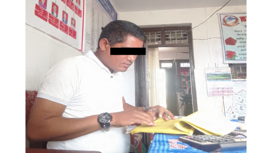 करणी गरेको आरोपमा बैतडीमा स्वास्थ्यचौकी इन्चार्ज पक्राउ