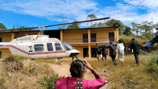 अछाममा सुत्केरीको हेलिकप्टरमार्फत उद्धार