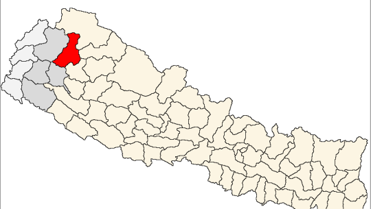 सरकारले मुआब्जा नदिएको भन्दै साँफे मार्तडी सडक खण्ड बन्द