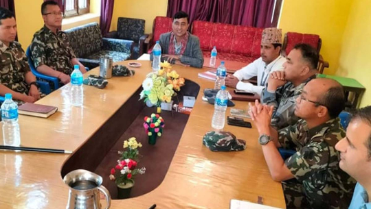 दार्चुलामा अन्तरजिल्ला समन्वय बैठक : स्थानीय निर्वाचन केन्द्रित 