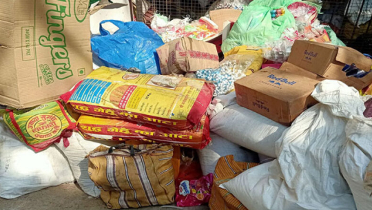 कैलालीबाट भन्सार छलीका सामान बरामद 