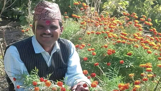 दार्चुलाका एक प्रधानाध्यापक सम्पर्क विहिन