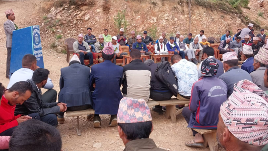 बैतडीमा एक वडाध्यक्षले गरे आफ्नो तलबबाट सबैको विजुलीको विल तिर्ने घोषणा