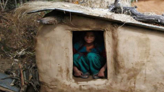 बझाङमा छाउ नबार्ने महिलालाई सम्मान