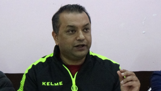 ओली र देउवाका कारण देश नै अलमलमा : थापा