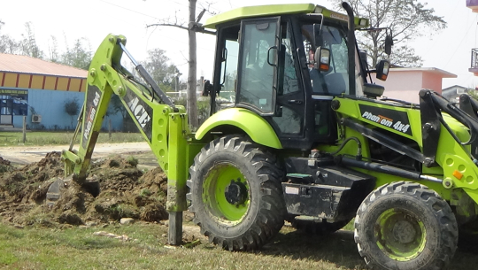 धनगढीका स्थानीयले दिए निजी जग्गामा नाला खन्ने सहमति