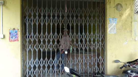 मल नपाएपछि किसानको प्रश्न :प्रदेश सरकारको काम दलाली गर्ने मात्र हो ?