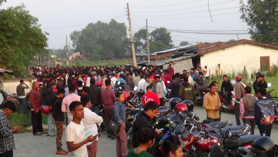 धनगढीमा सवारी चालक अनुमती पत्रको लिखित परिक्षाका लागि सधै सास्ती