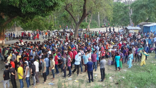 कैलालीको त्रिनगर नाका भएर आज भारतबाट १४७७ नेपाली फर्किए