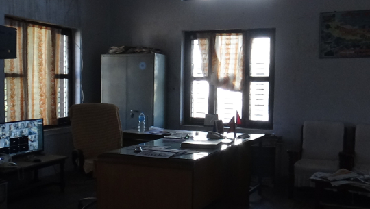 कैलाली मालपोतमा मनपरी: कर्मचारी साढे ११ बजे सम्म कार्यालय पुग्दैनन्