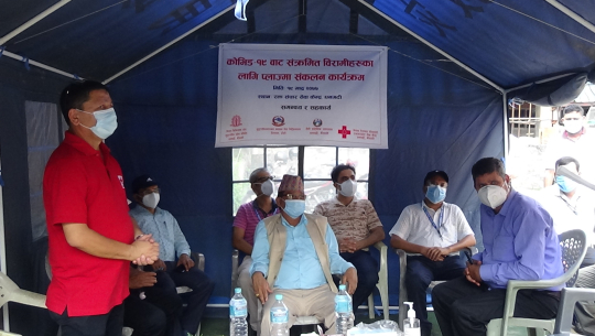 धनगढीमा कोरोना संक्रमितको उपचारका लागि ५ जनाले गरे प्लाज्मा दान
