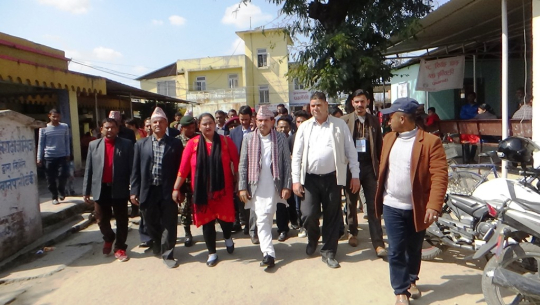 संवेदनशील भएर काम गर्न स्वास्थ्यमन्त्री ढकालको निर्देशन