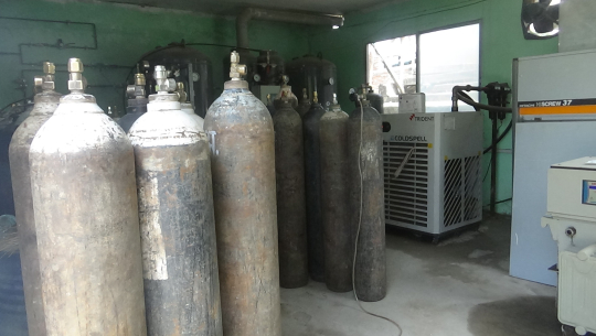 कोरोना संक्रमित बढ्दै गएका बेला सुदूरपश्चिमका अस्पतालहरुमा अक्सिजनको अभाव हुने संकेत