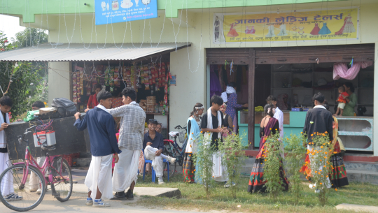 धनगढीका युवाको डिजेमा देउसी