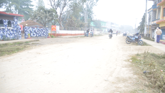 धनगढीमा नैनादेवी क्षेत्रको सडक कालोपत्र हुँदै, तीन करोडको बजेट स्वीकृत