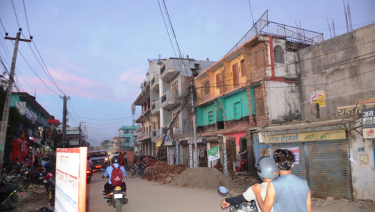क्षेत्रीय सहरी विकास अन्तर्गत धनगढीमा थप ४५० मिटर सडक कालोपत्र हुँदै