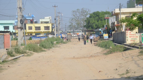धनगढीको सहिदगेट–राजघाट सडक दुई वर्षदेखि अलपत्र