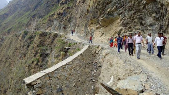 दार्चुला तिकंर सडकको लागि विष्फोटक पदार्थ अझै आएन