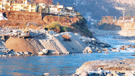 दार्चुलामा भारतीय पक्षको तटबन्ध रोक्न प्रमुख जिल्ला अधिकारीसँग माग