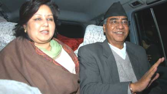 डडेल्धुराबाट महाधिवेशन प्रतिनिधिमा चुनाव लड्दै देउवा दम्पती