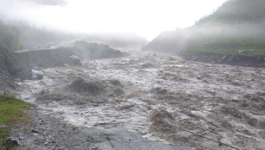 बैतडीमा भारी वर्षा, बाढी र पहिरोको जोखिम