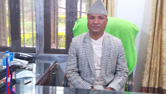 मन्त्री सोडारीद्वारा बझाङका विभिन्न योजनाको निरीक्षण