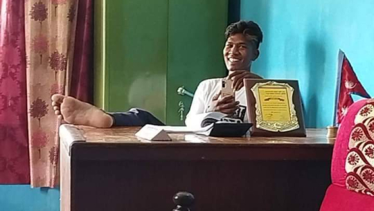 कञ्चनपुरमा एक वडाध्यक्षको घुम्ने कुर्सीमा आन्दोलनकारी बसेपछि...